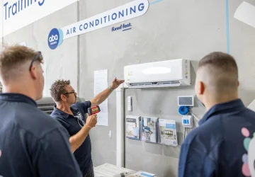 Split AC Not Cooling, But Fan Is Running? Here’s How to Fix It!