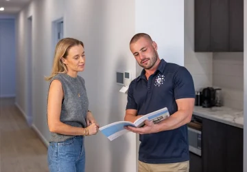 Why Your Air Conditioner Dies at 42°C And the Repair That Saves It